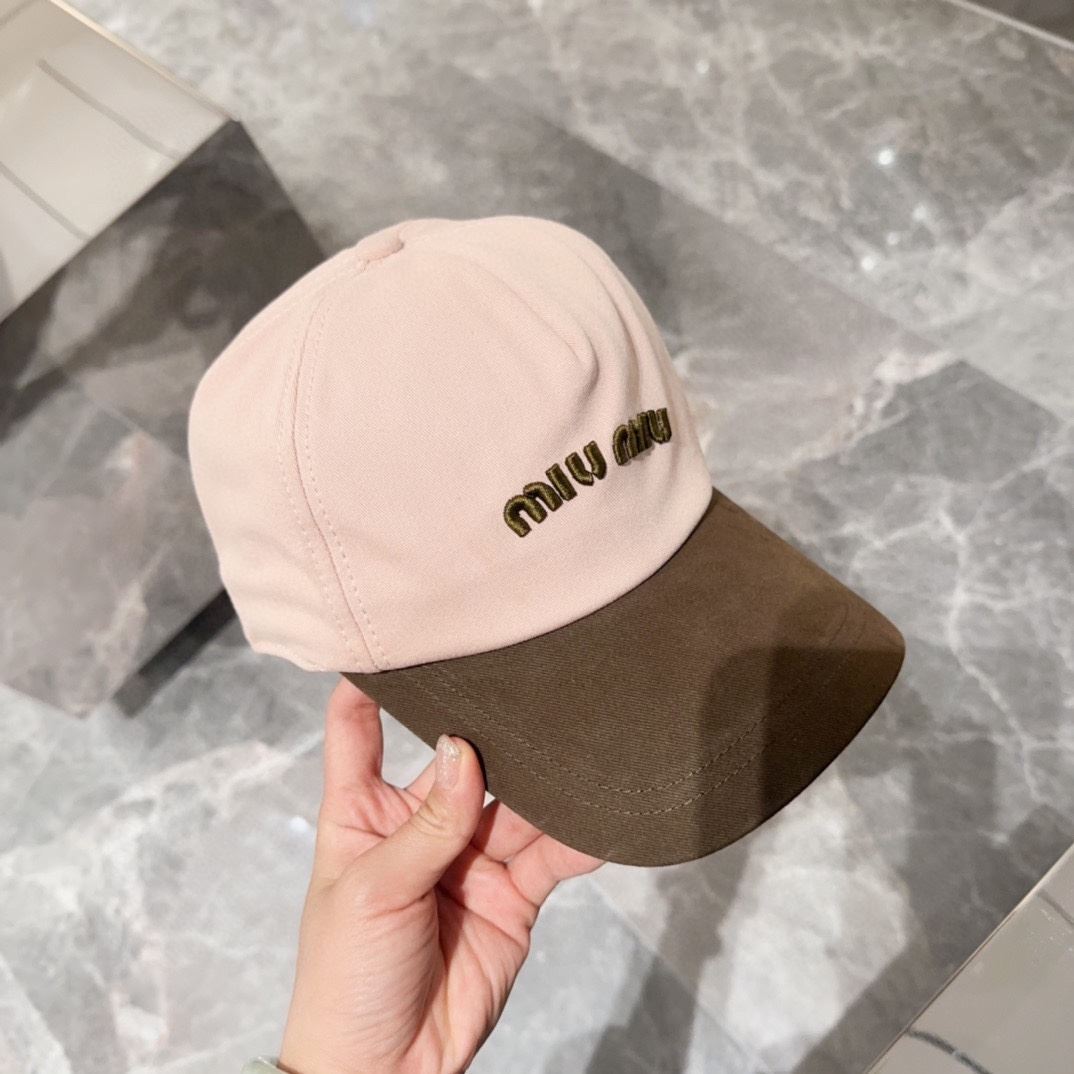 Miu Miu Caps